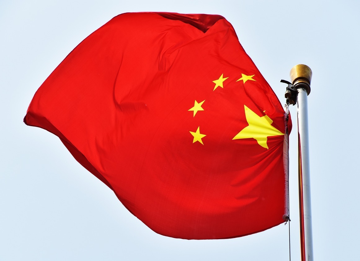 Foto: Bandeira da China (Domínio Público Pixabay)
